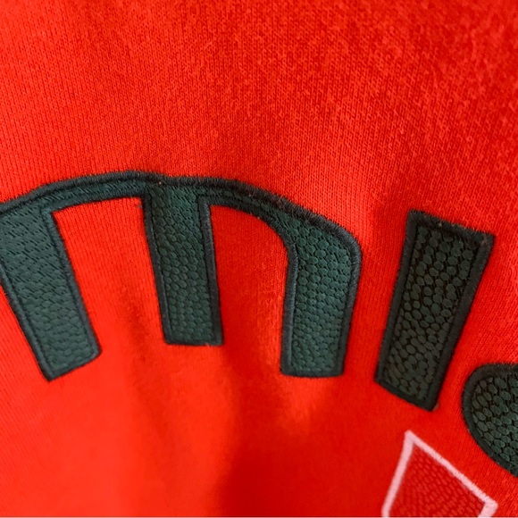 VINTAGE NIKE HOODIE MIAMI TEAM SIZE MEDIUM IN MENS RUNS OVERSIZED - Picture 7 of 11